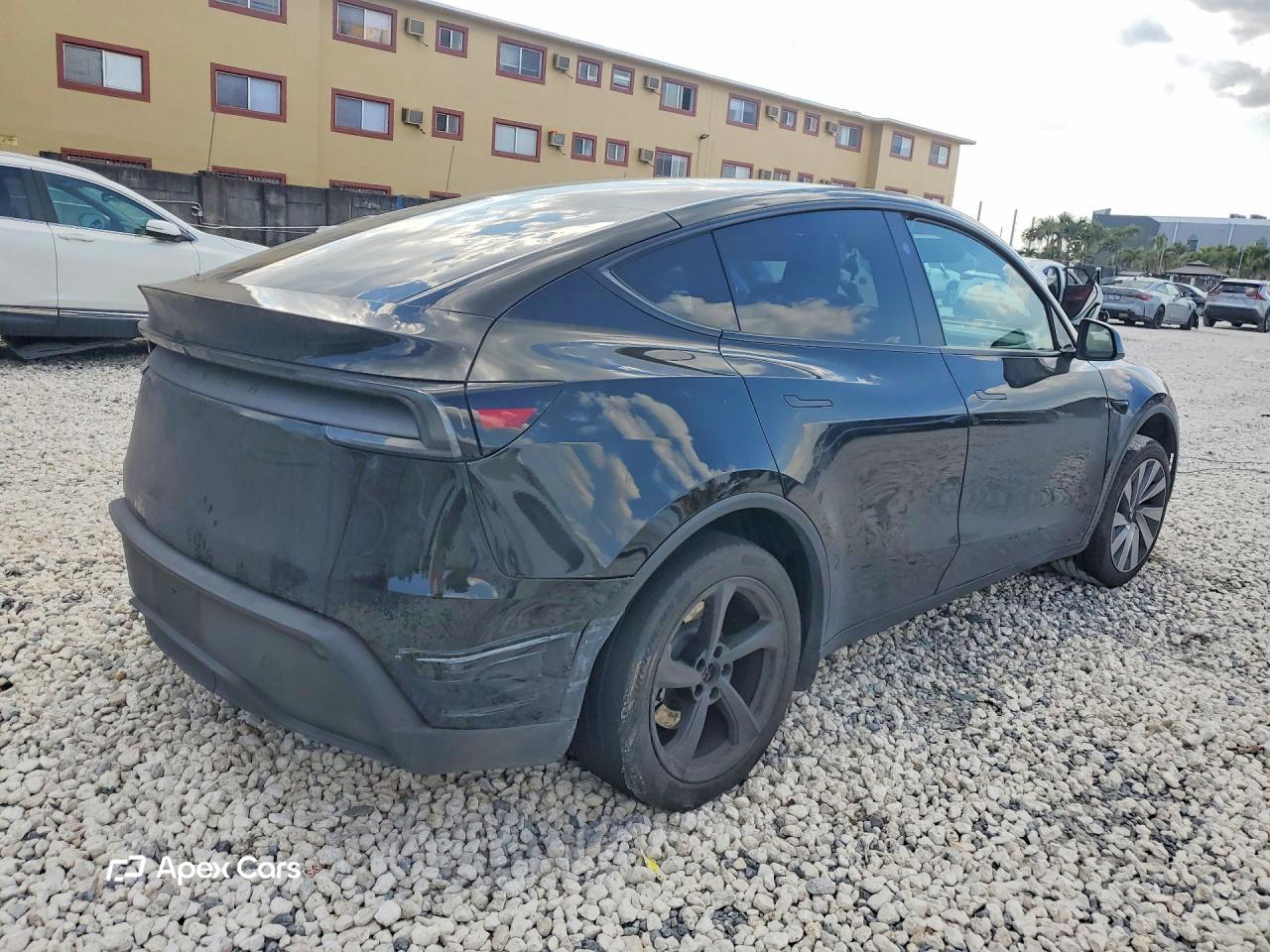 Tesla Model Y 2026