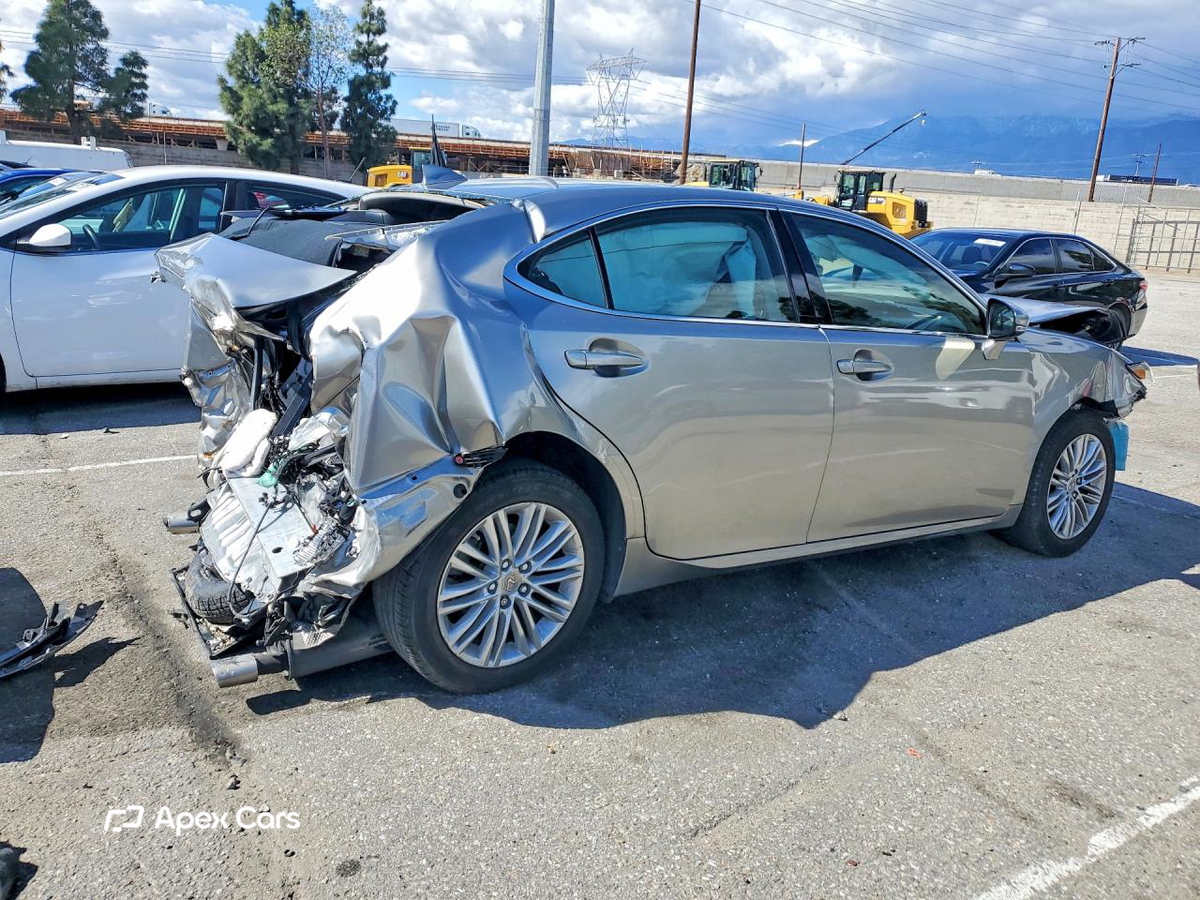 Lexus ES 2015