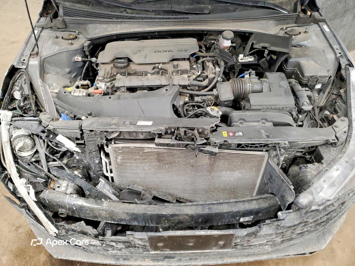 Hyundai Elantra 2023