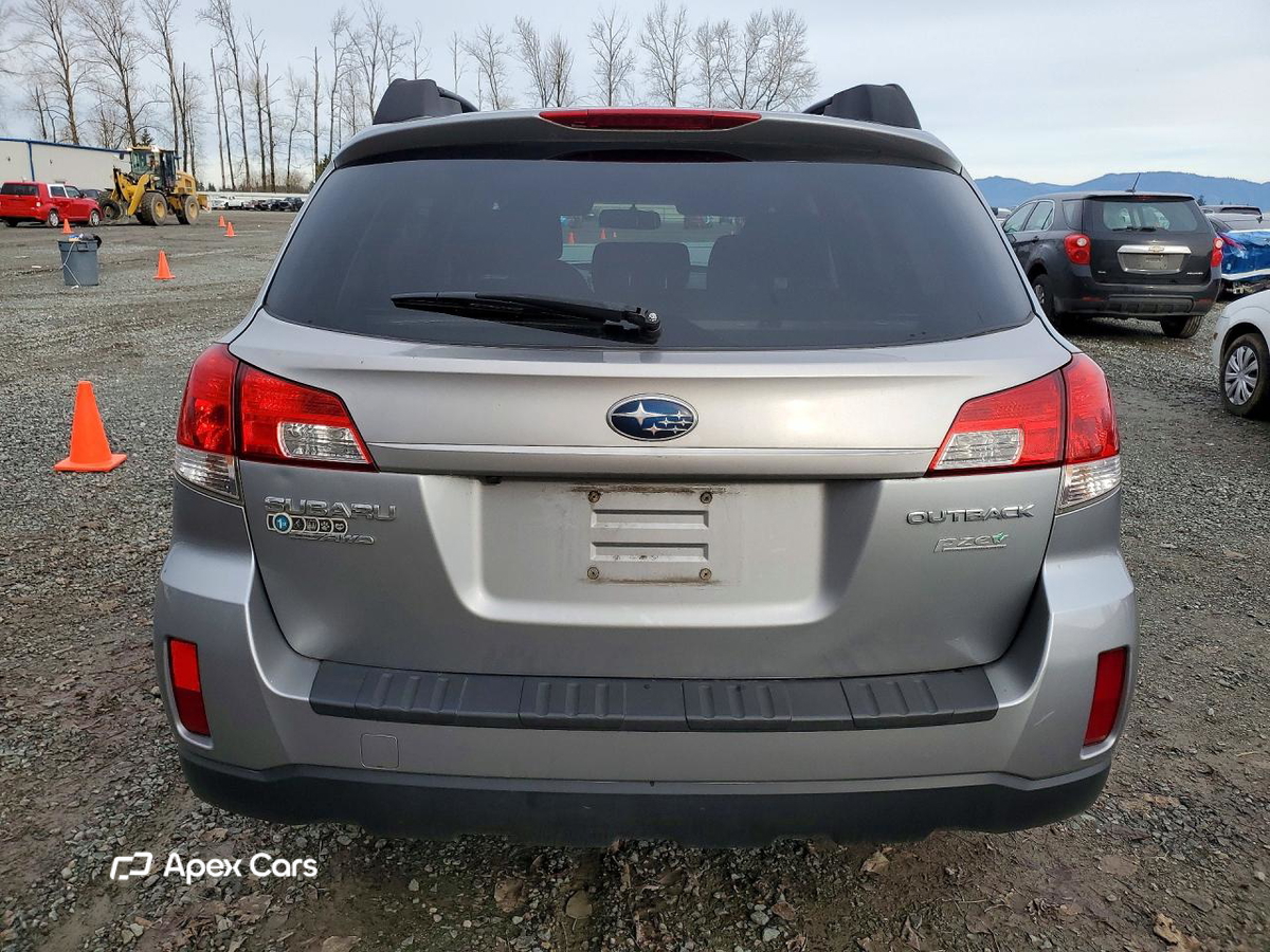 Subaru Outback 2011