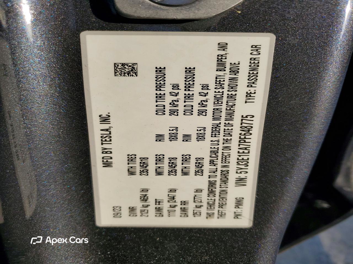 Tesla Model 3 2023