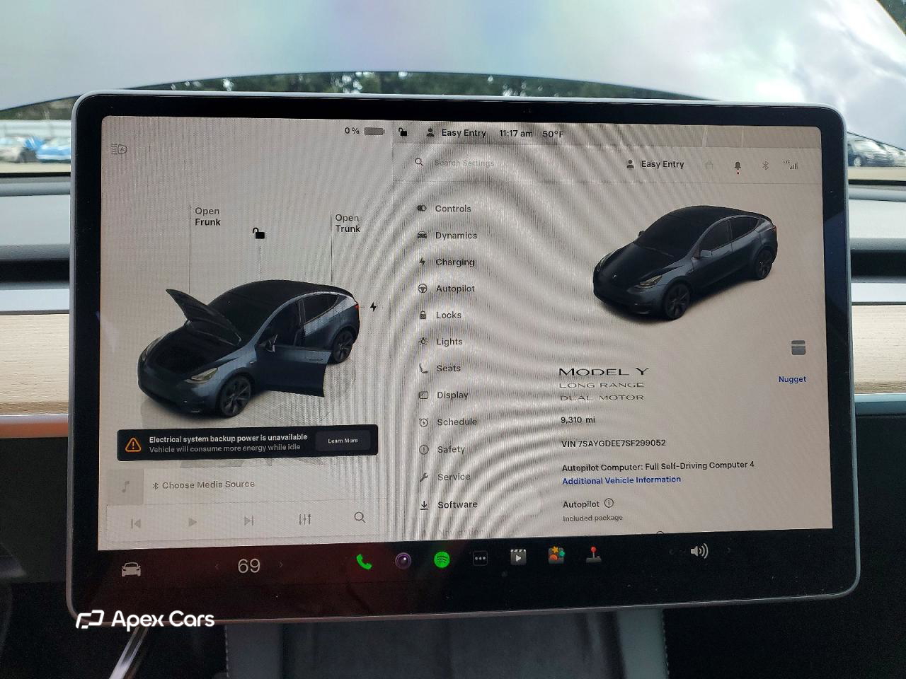 Tesla Model Y 2025