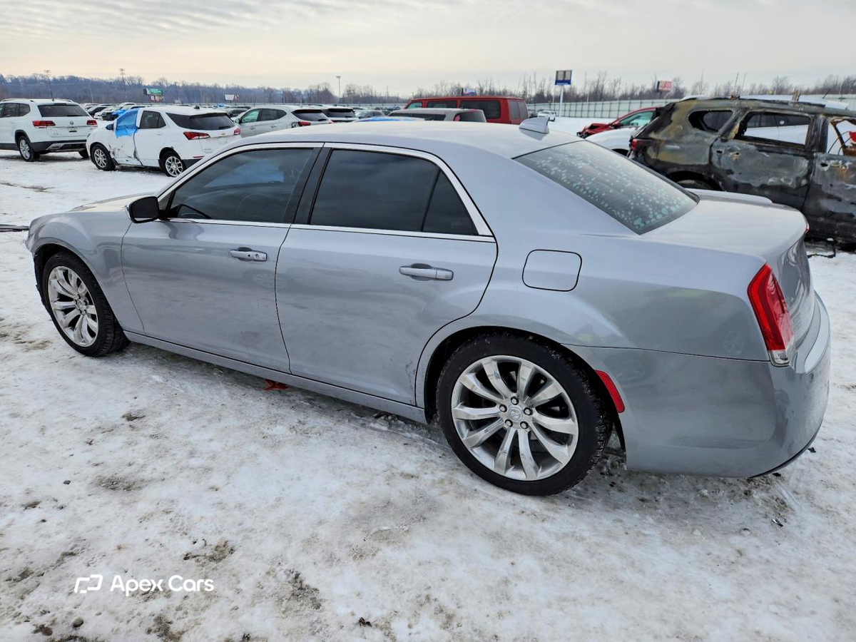 Chrysler 300 2018