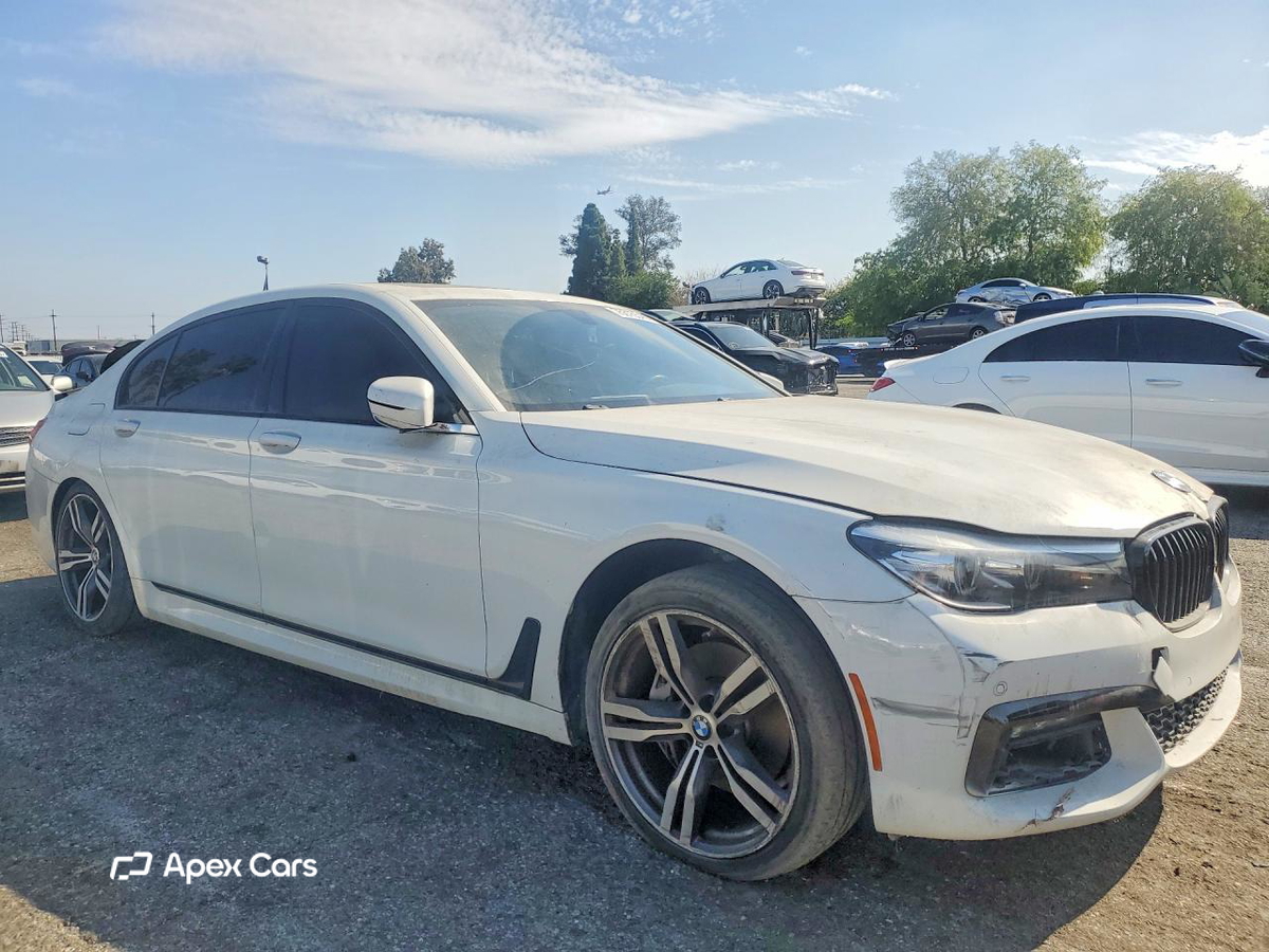 BMW Series 7 2016
