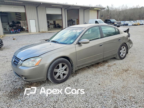 Nissan Altima 2002 - Image 1 of 13