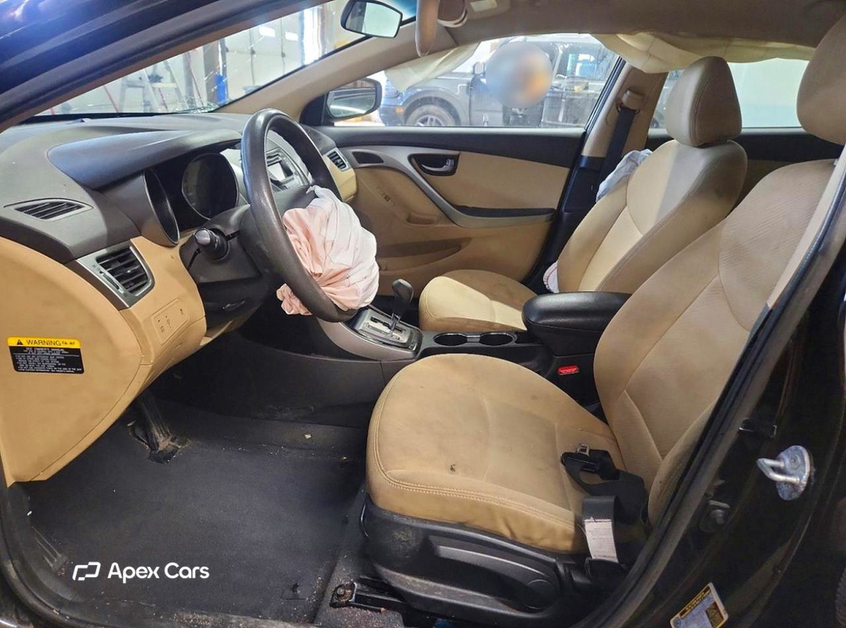 Hyundai Elantra 2013