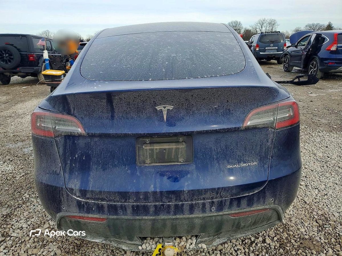 Tesla Model Y 2021