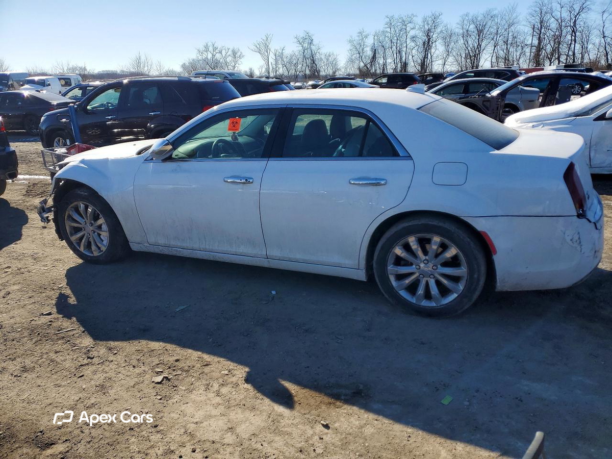 Chrysler 300 2017