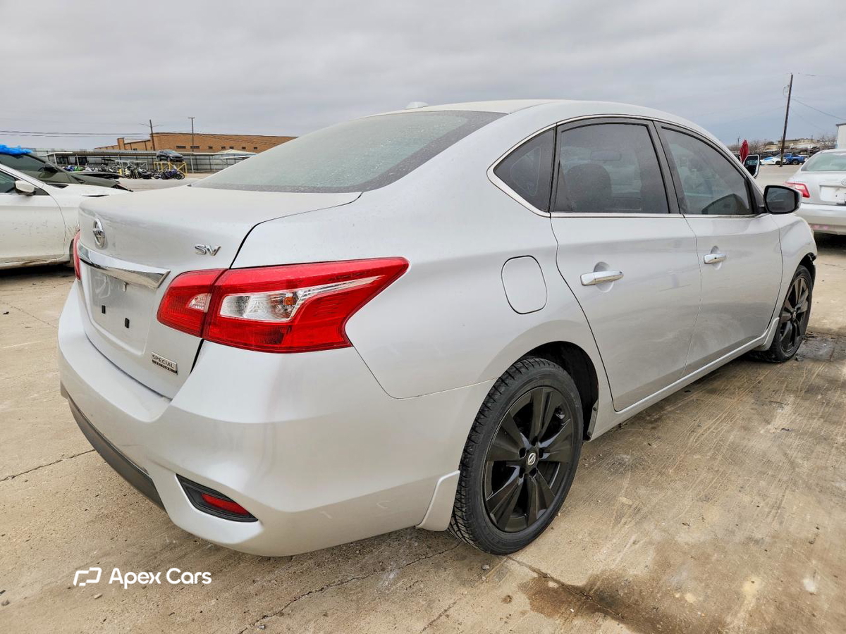 Nissan Sentra 2019
