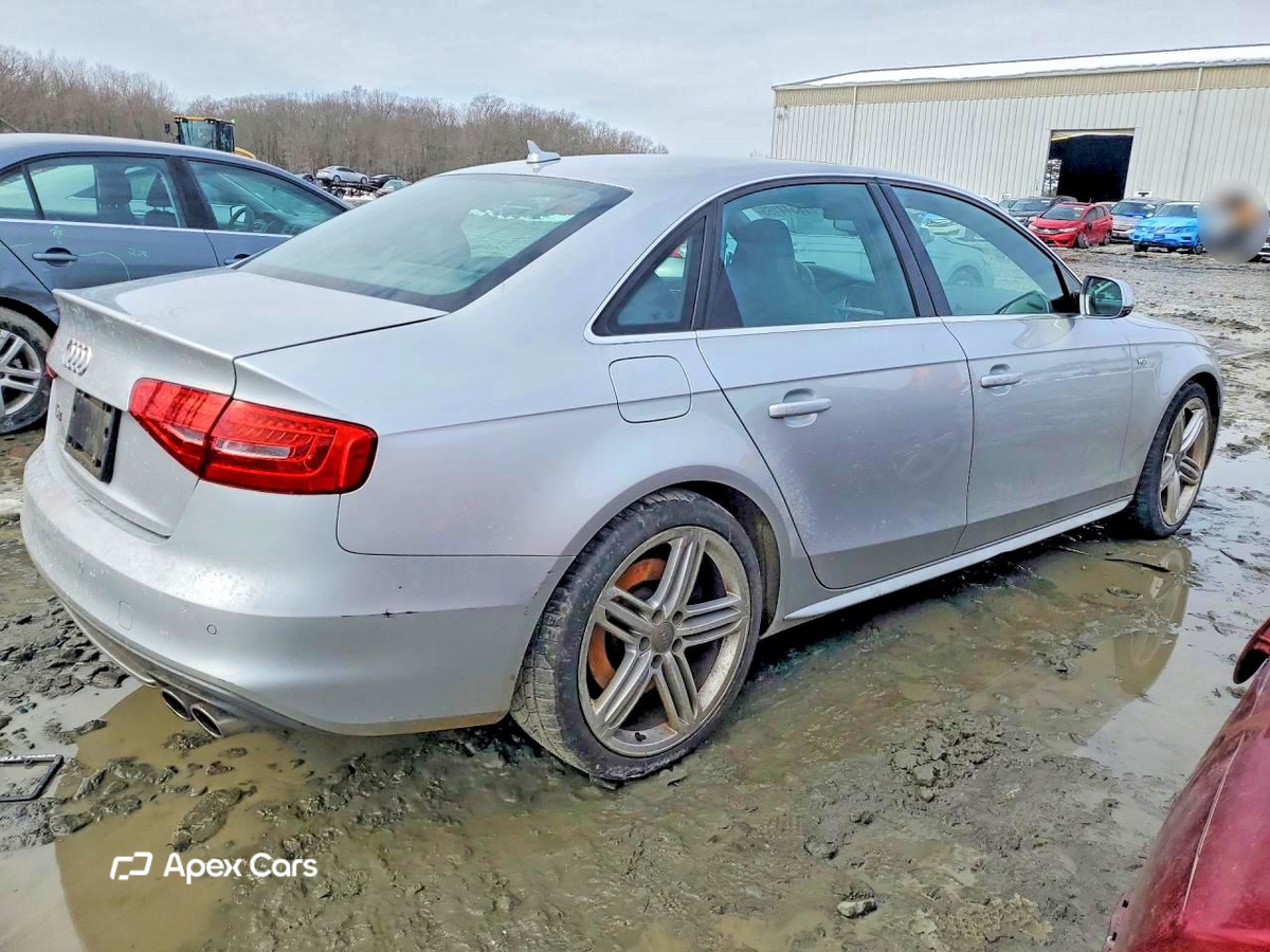 Audi RS4 2014