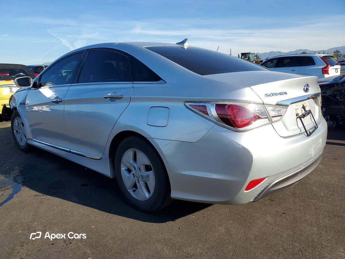 Hyundai Sonata 2011