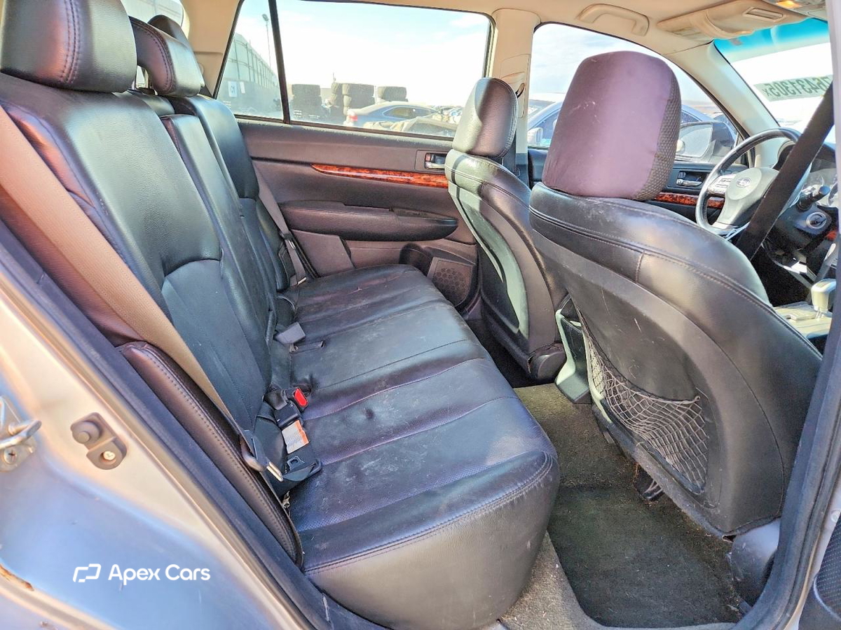 Subaru Outback 2012