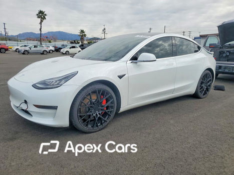 Tesla Model 3 2019 - Zdjęcie 1 z 13