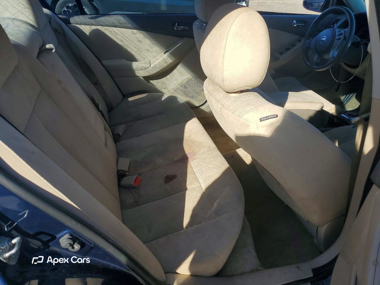 Nissan Altima 2012