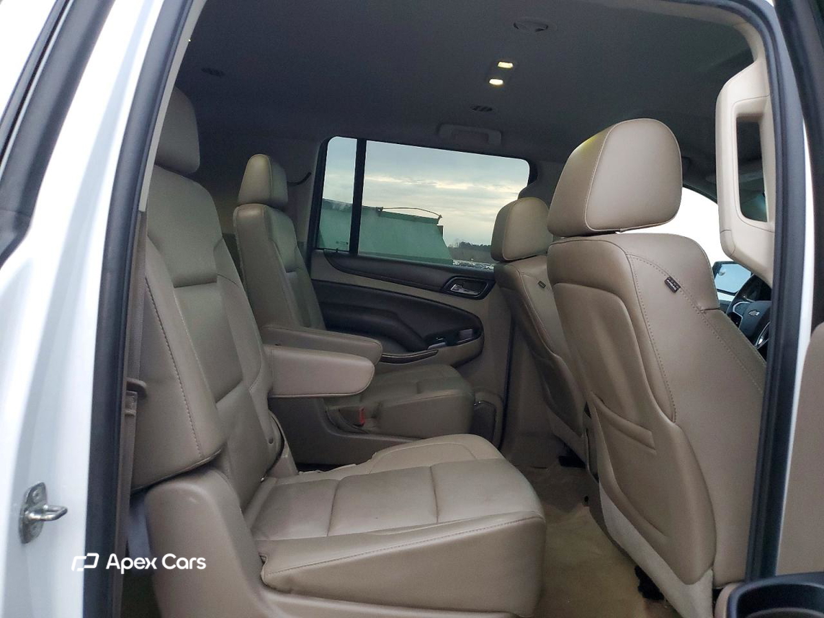 Chevrolet Suburban 2015