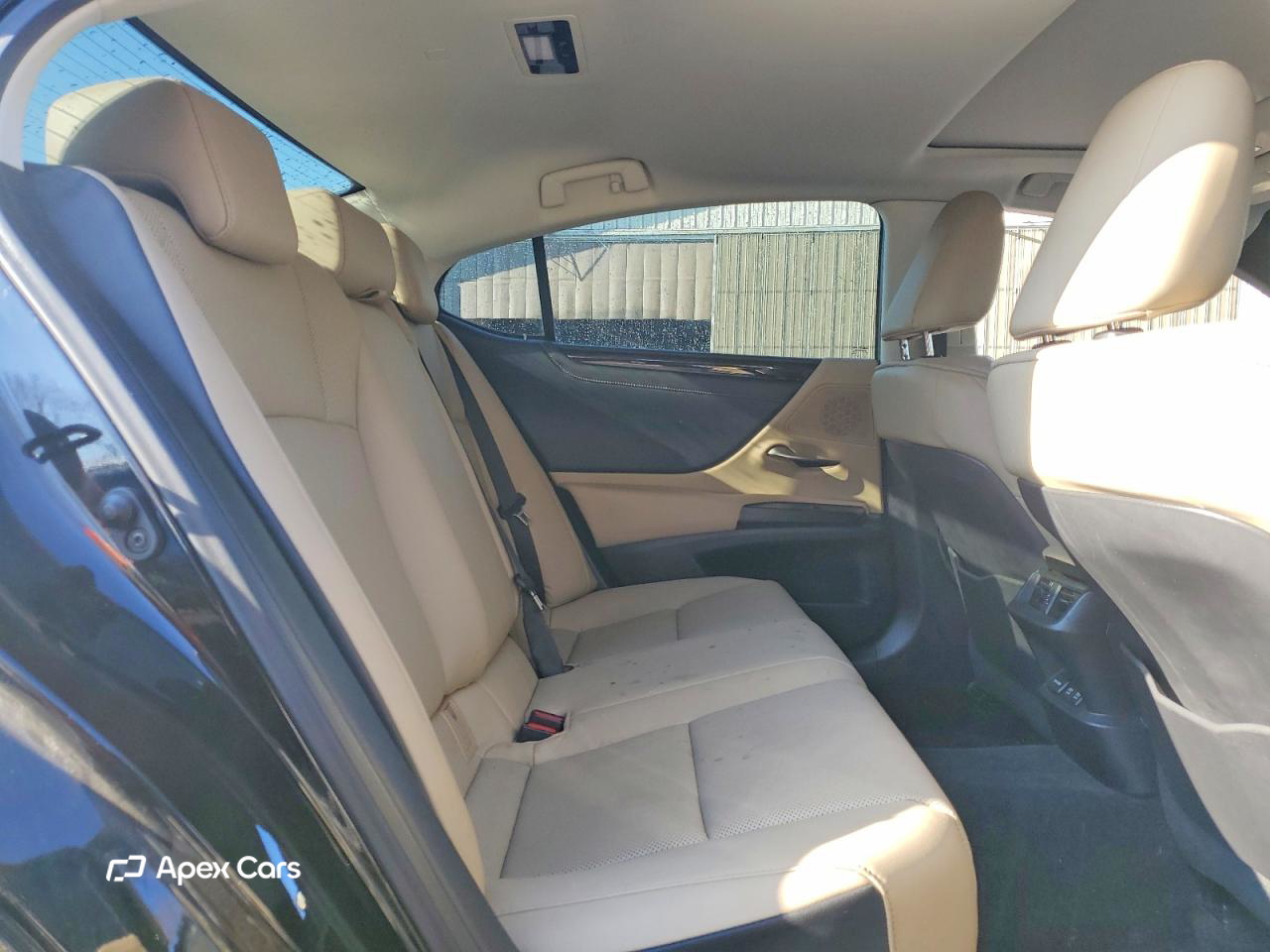 Lexus ES 2021