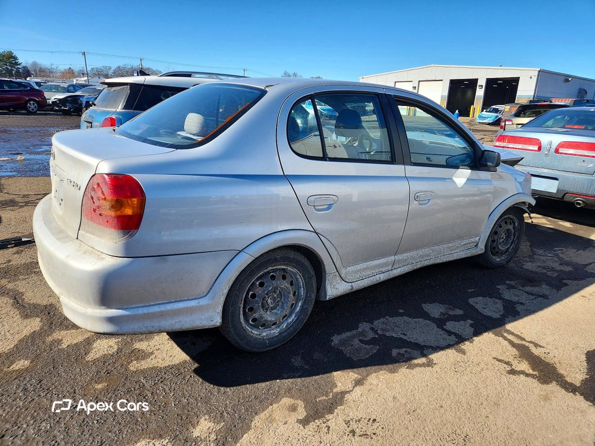 Toyota Echo 2003