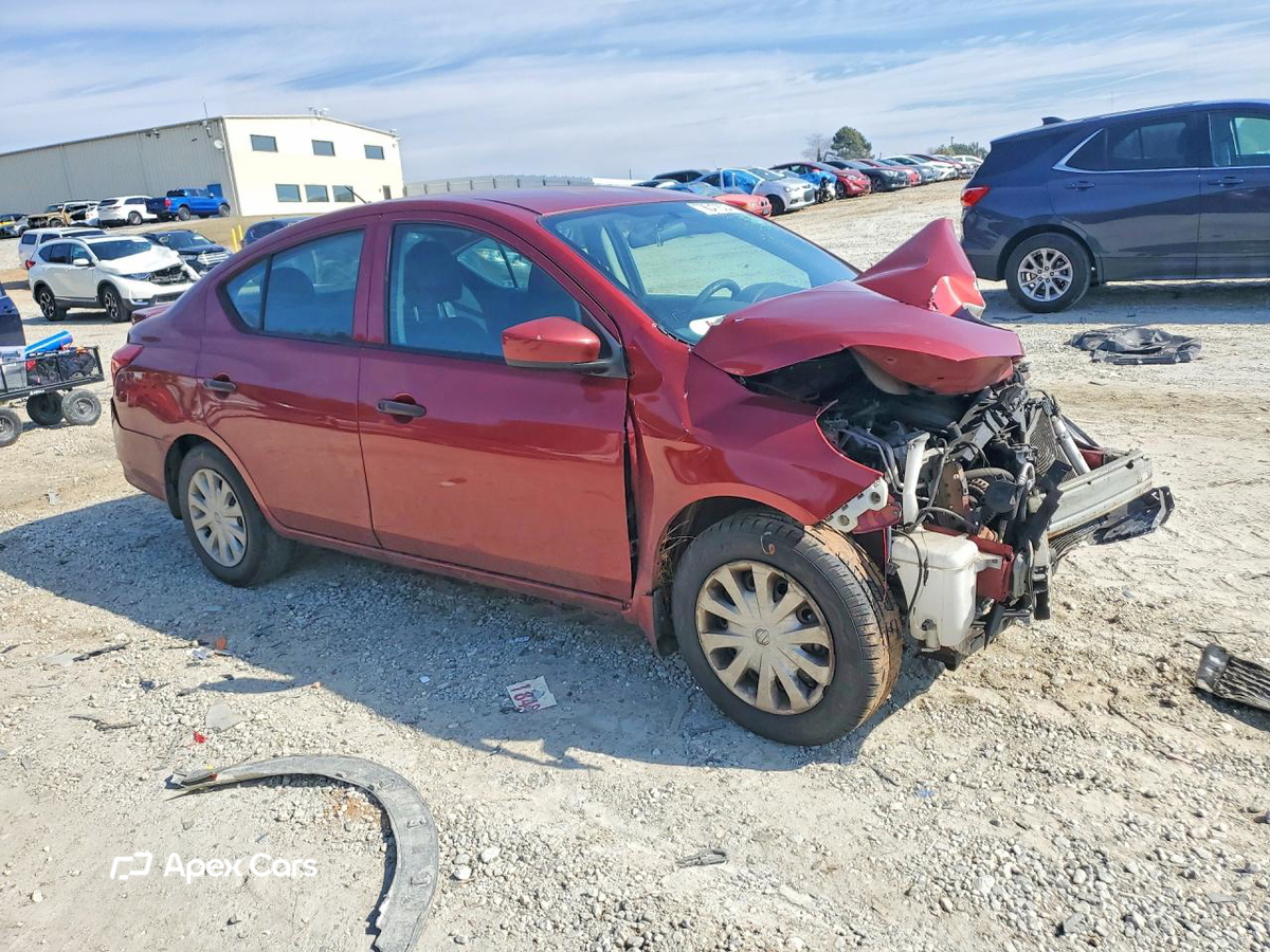 Nissan Versa 2019