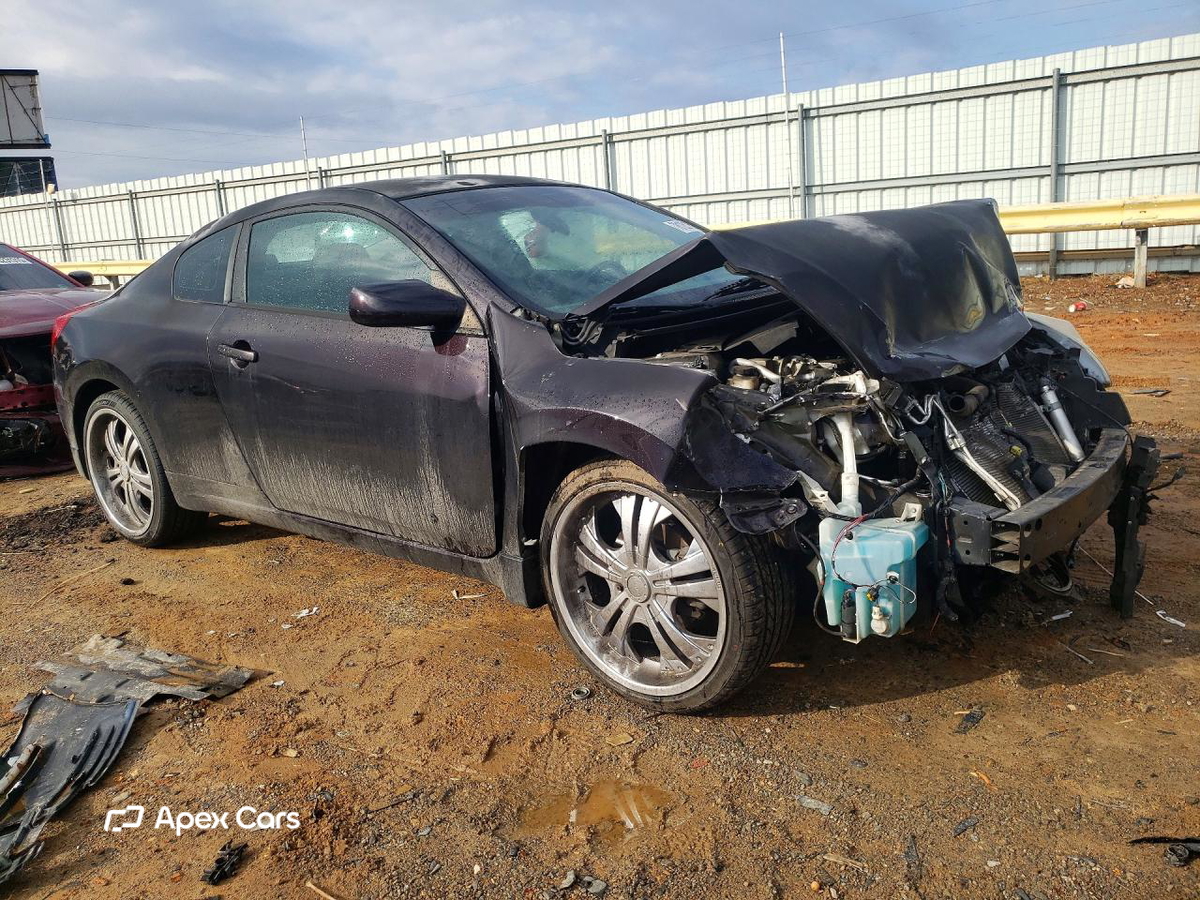 Nissan Altima 2010