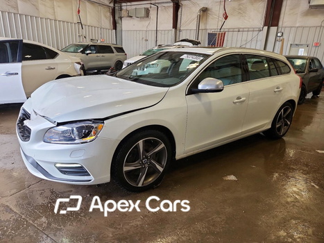 Volvo V60 2015 - Image 1 of 14