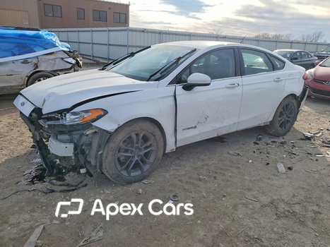Ford Fusion 2018 - Image 1 of 14