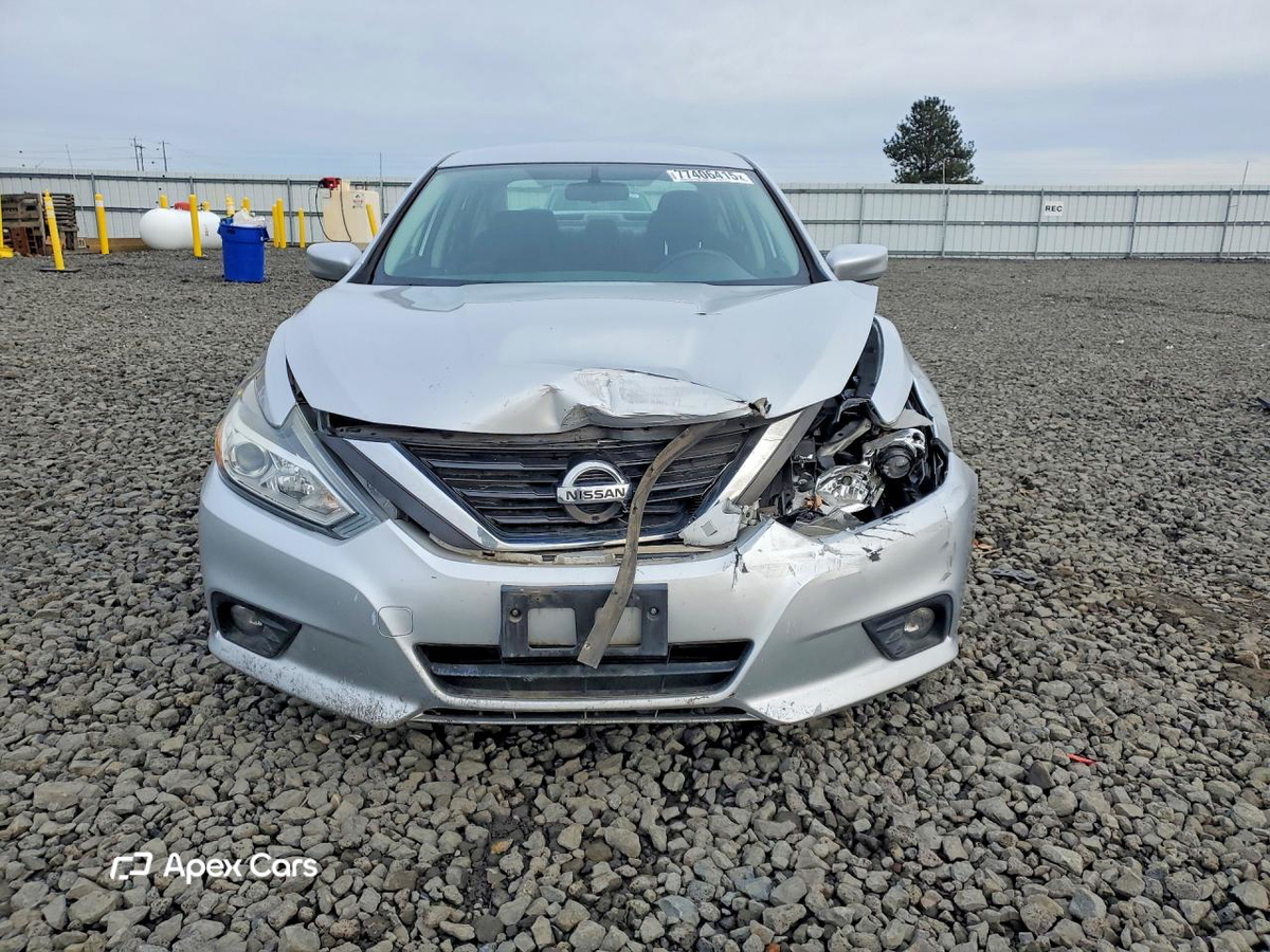 Nissan Altima 2017