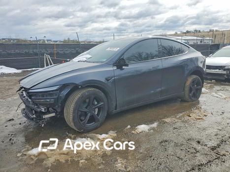 Tesla Model Y 2026 - Zdjęcie 1 z 13