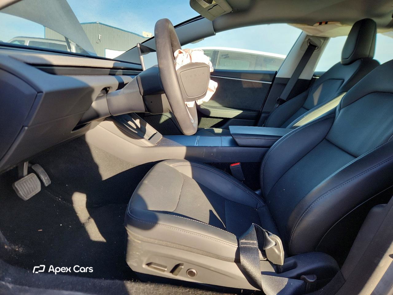 Tesla Model 3 2025
