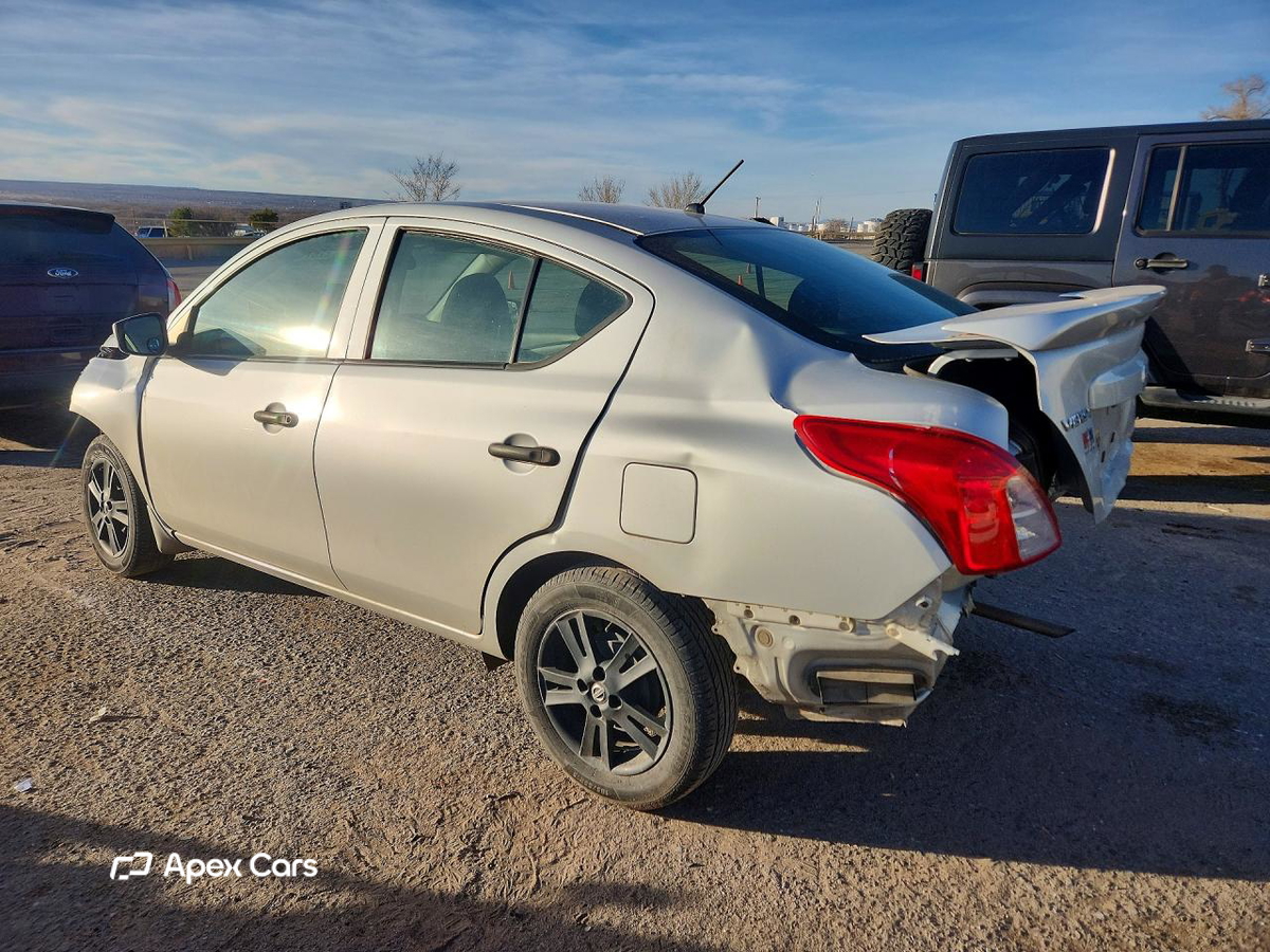Nissan Versa 2019