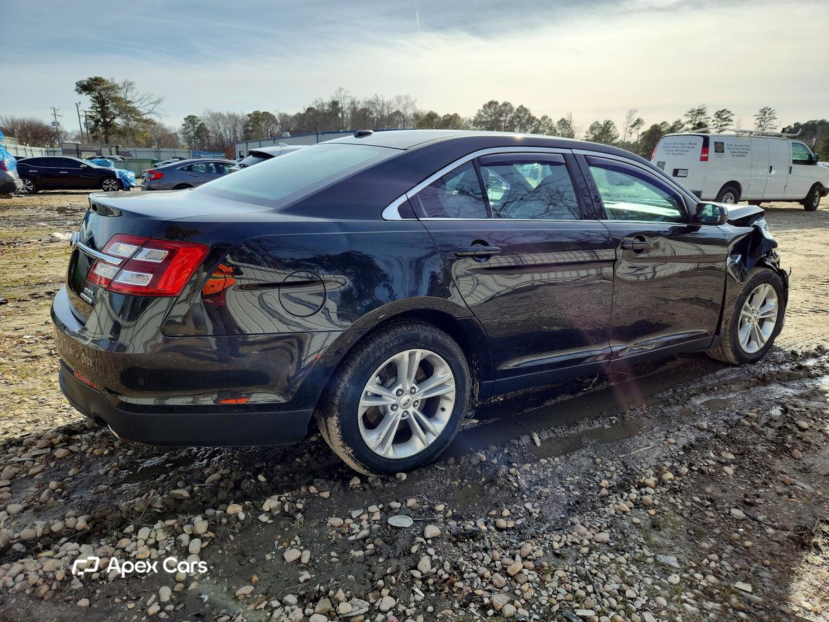 Ford Taurus 2013