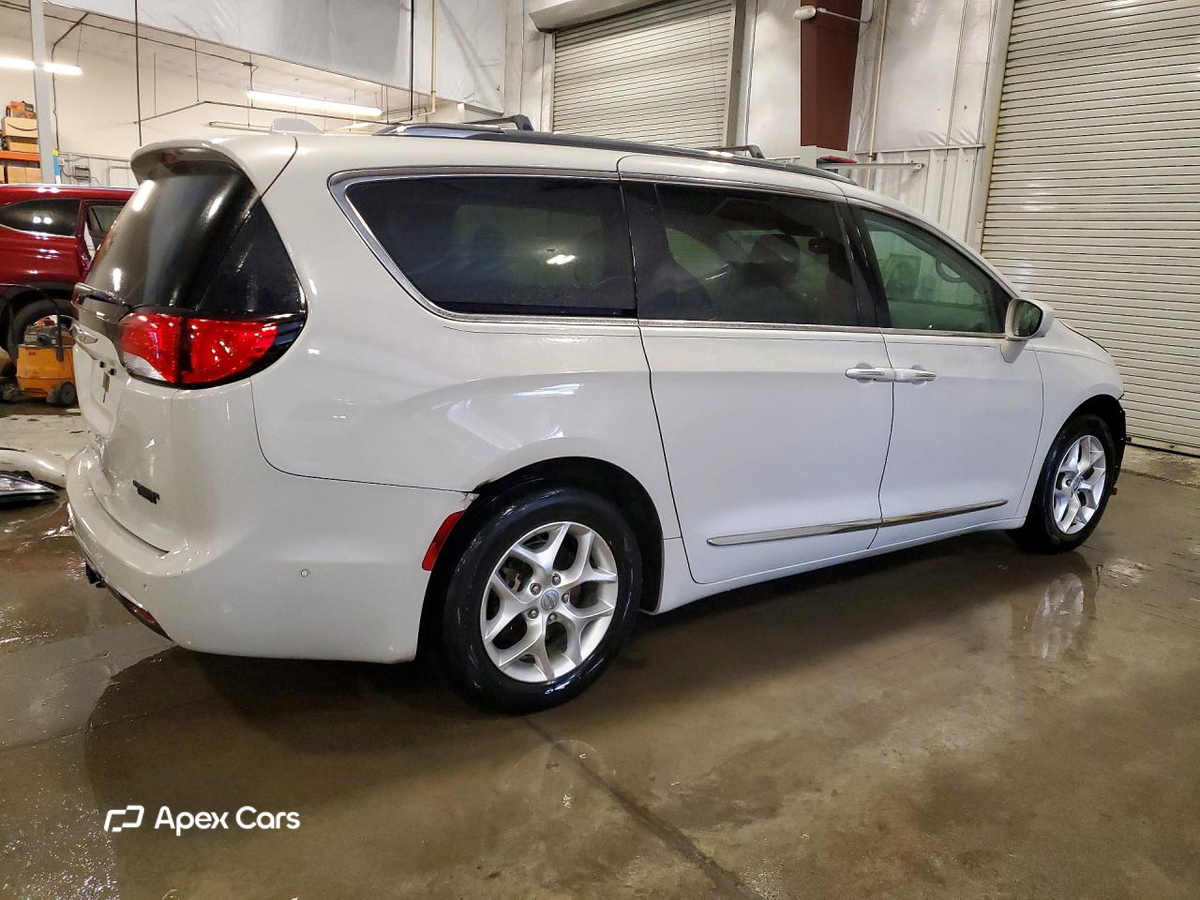 Chrysler Pacifica 2017