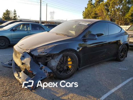 Tesla Model Y 2023 - Image 1 of 13