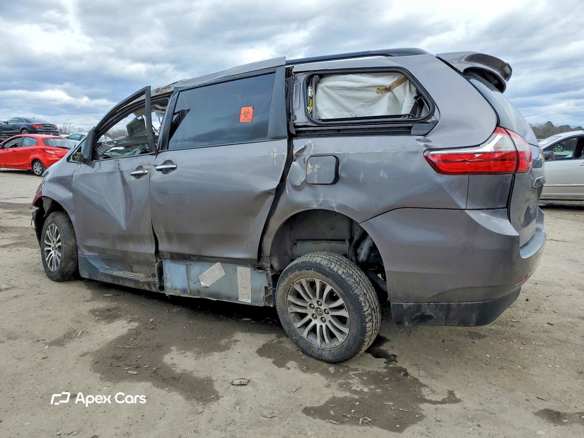 Toyota Sienna 2018