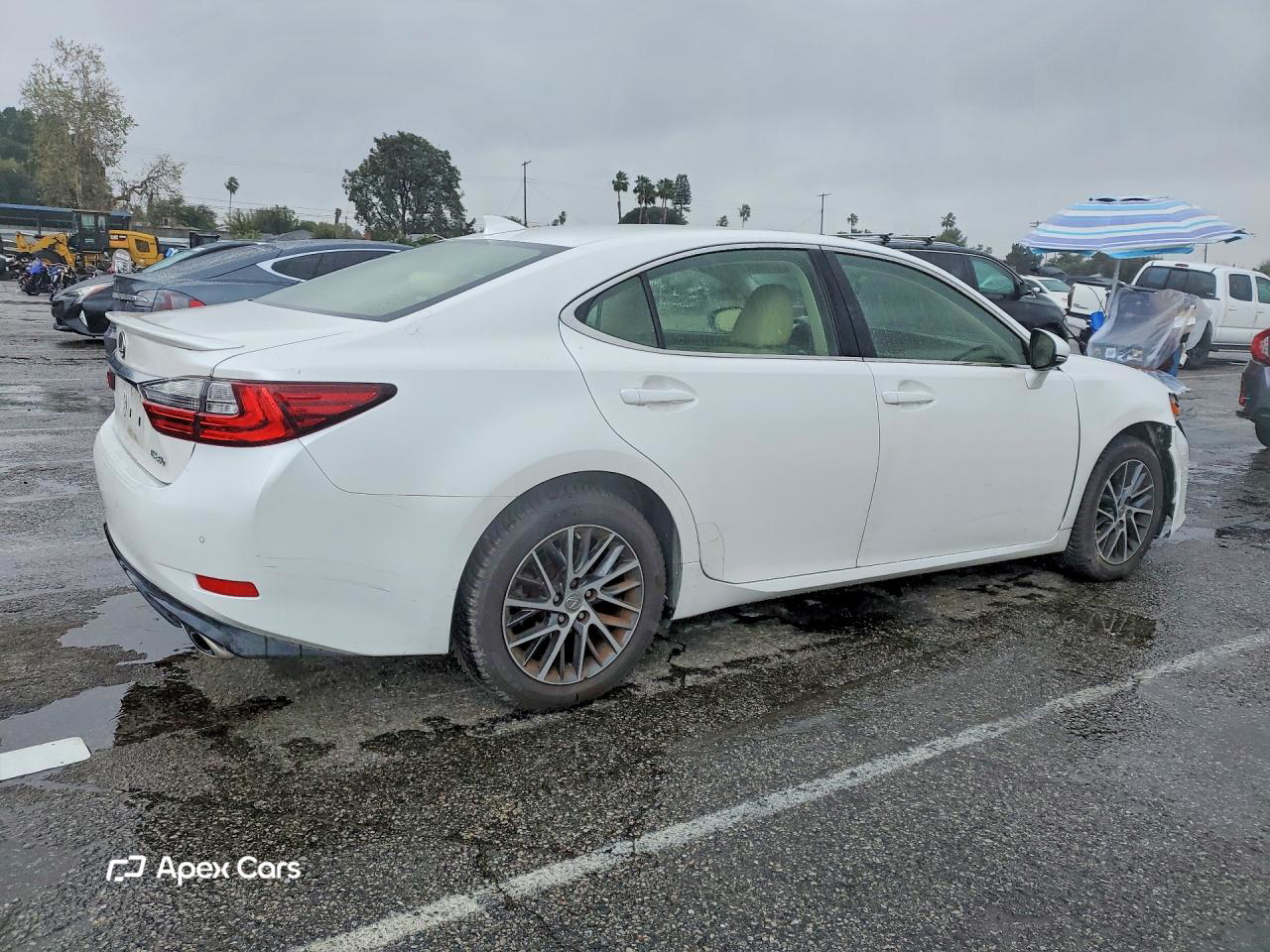 Lexus ES 2016