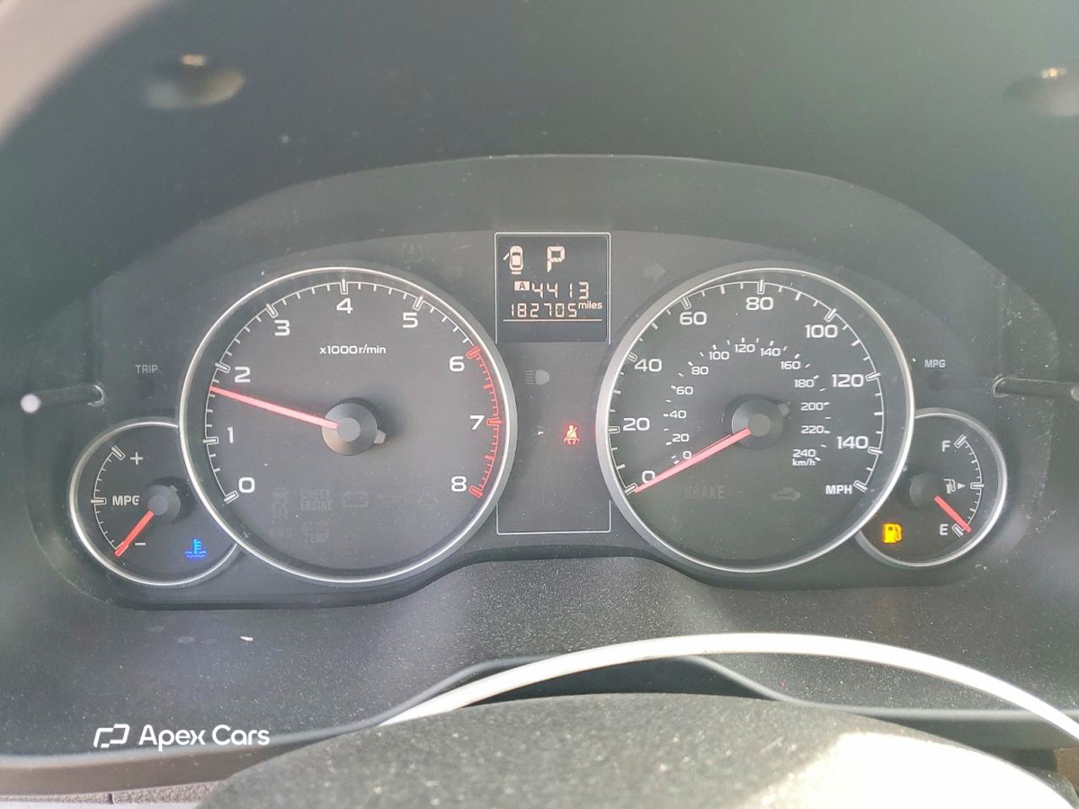 Subaru Legacy 2013