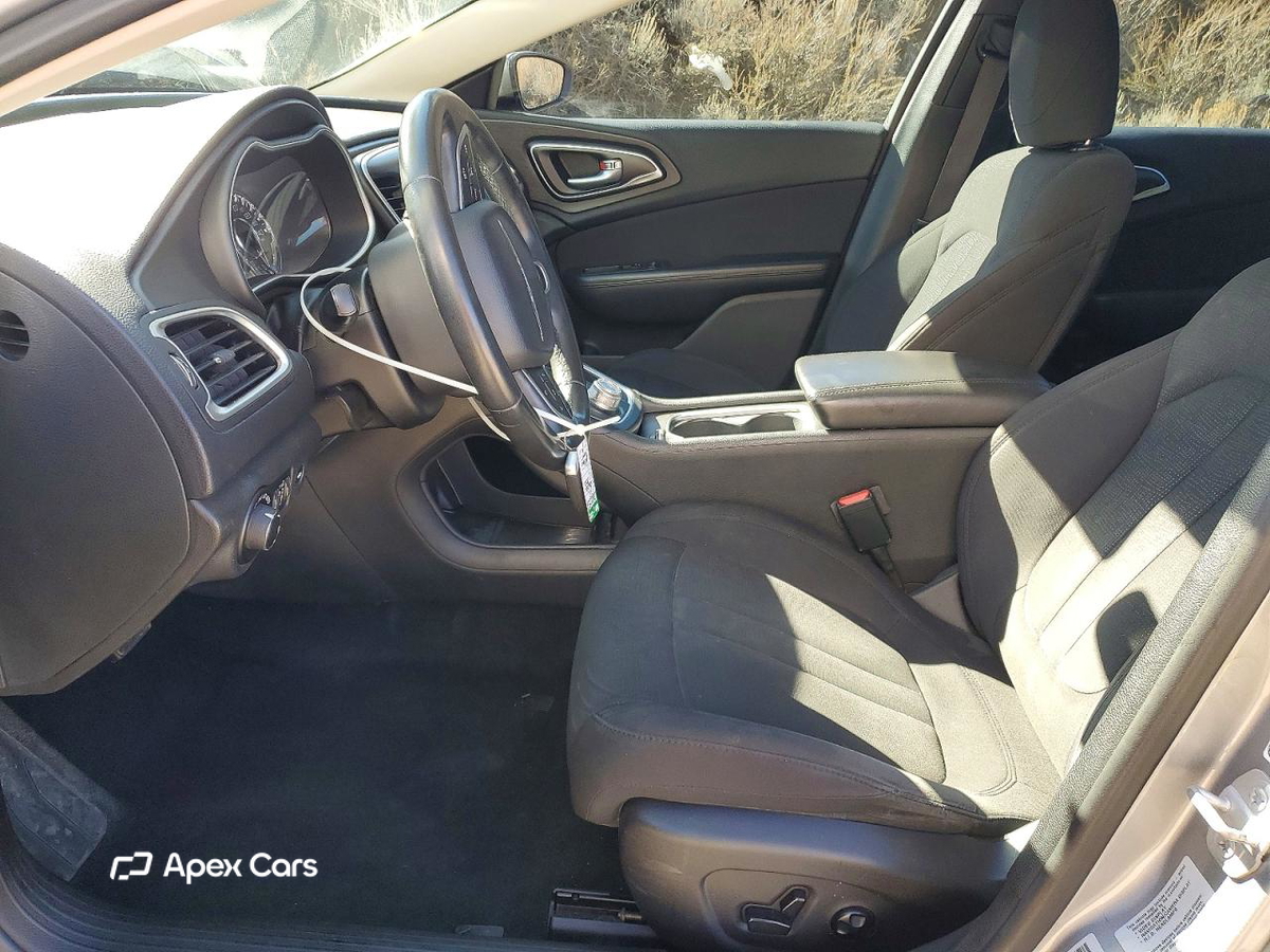 Chrysler 200 2015