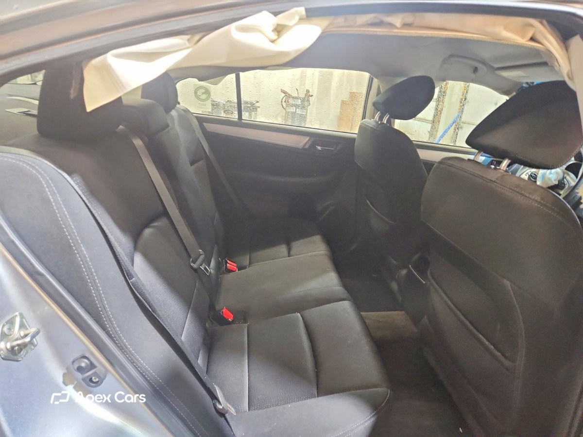 Subaru Legacy 2015
