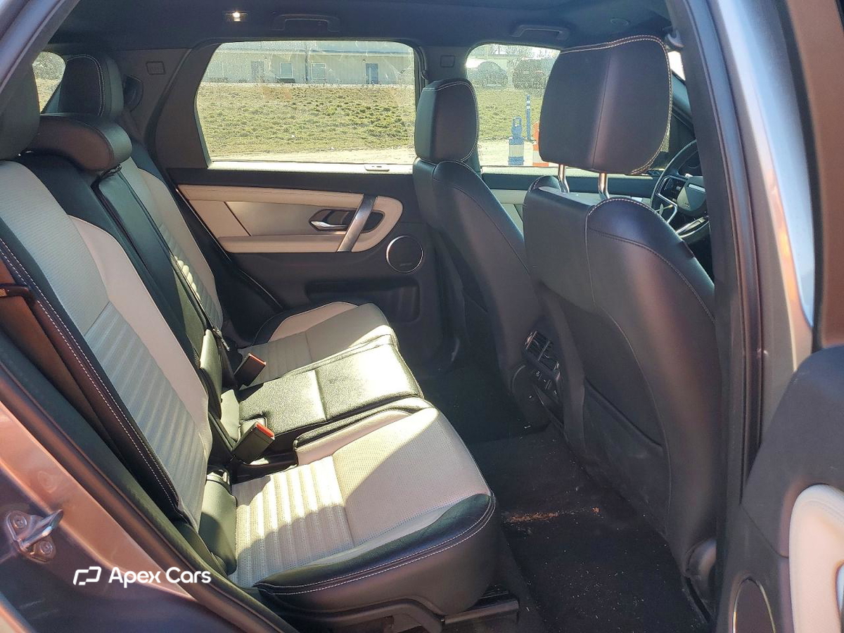 Land Rover Discovery 2022
