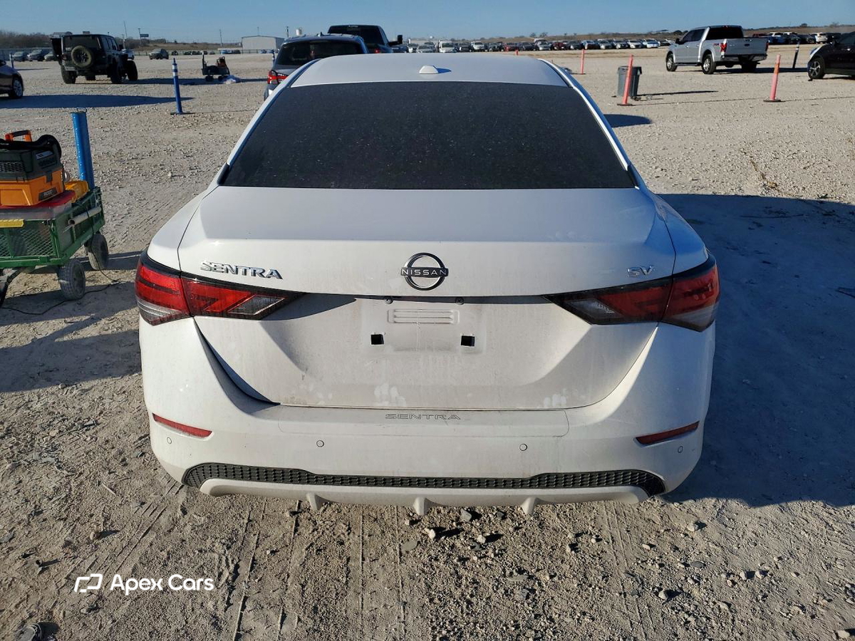 Nissan Sentra 2024