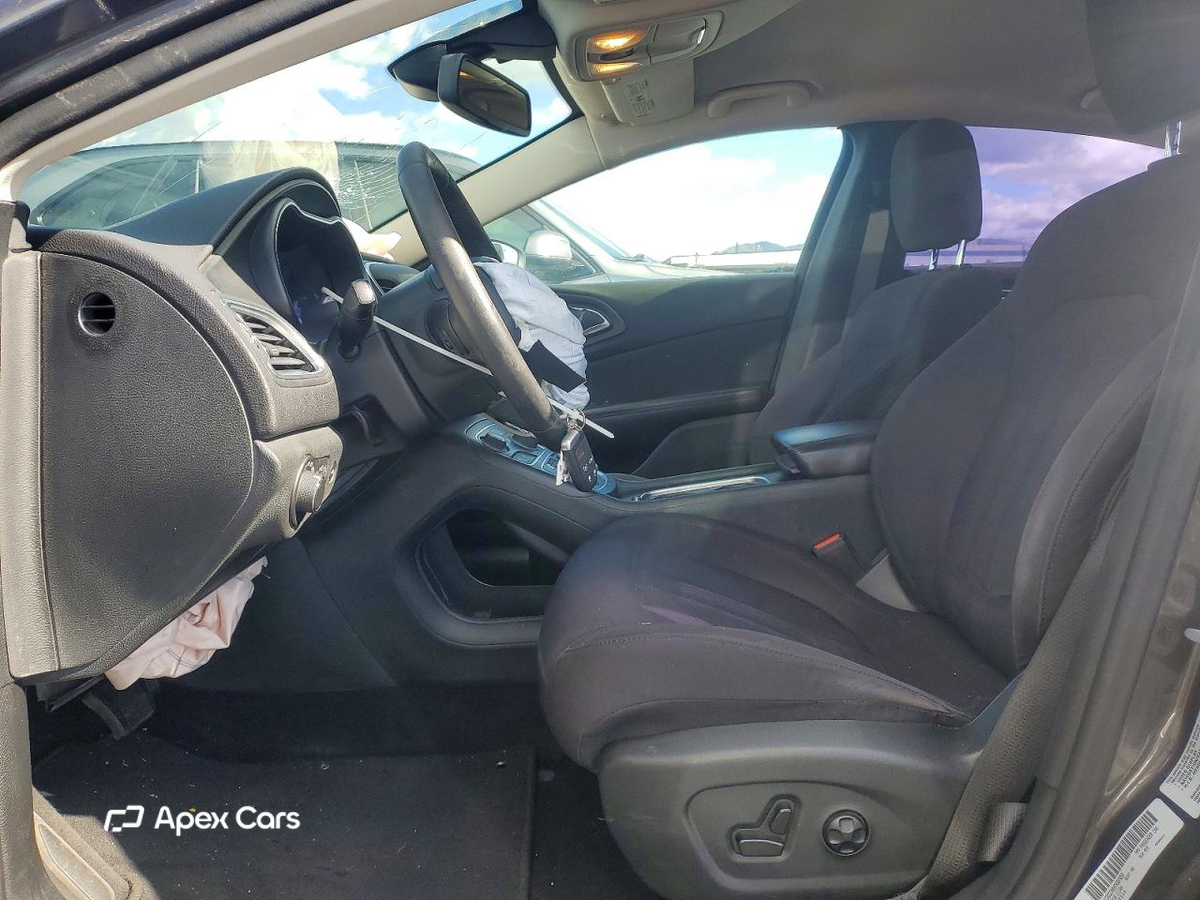 Chrysler 200 2015