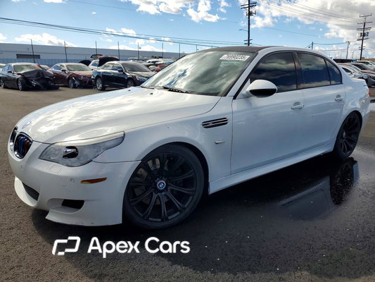 BMW M5 2010 - Image 1 of 13