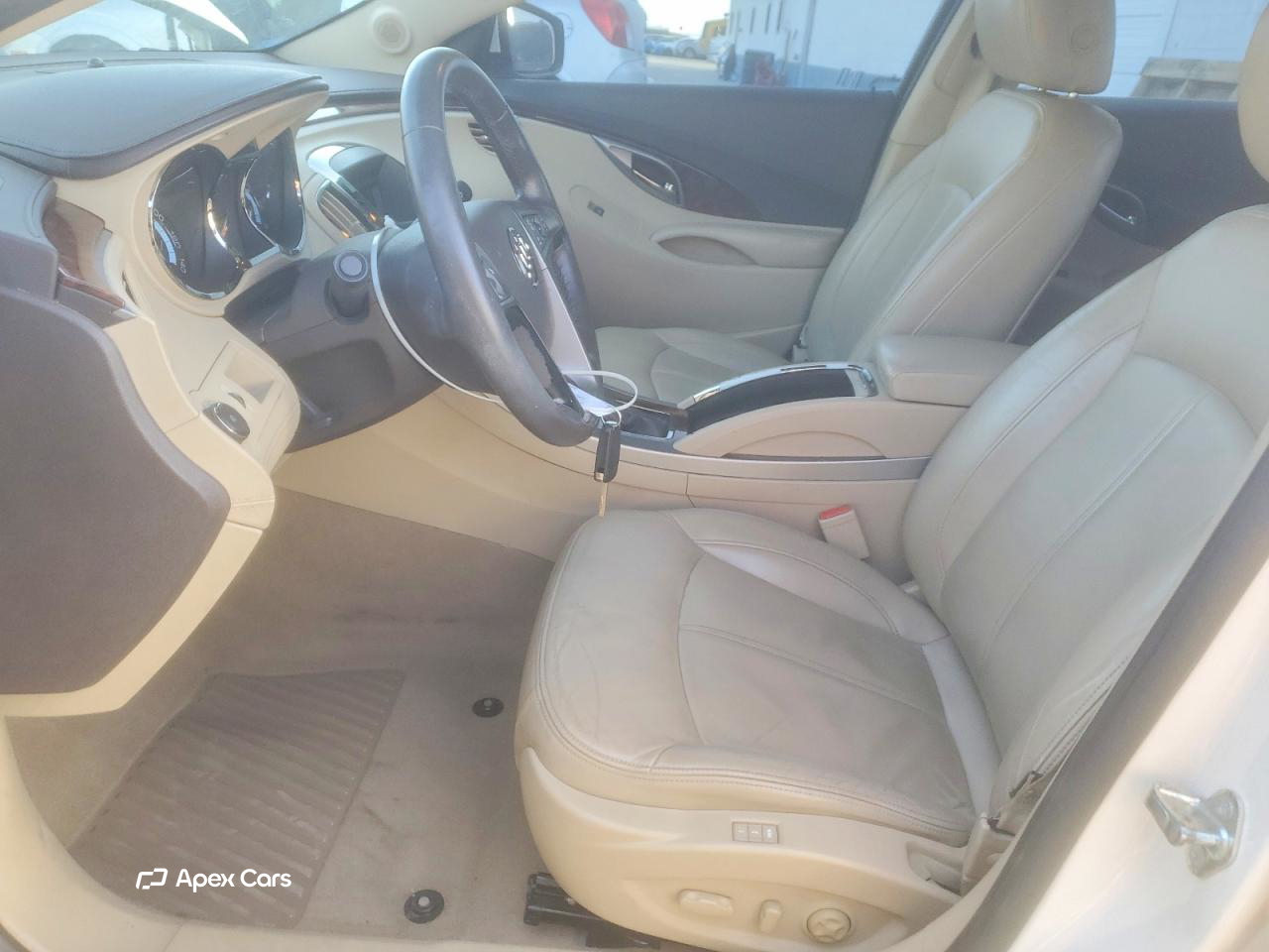 Buick LaCrosse 2011
