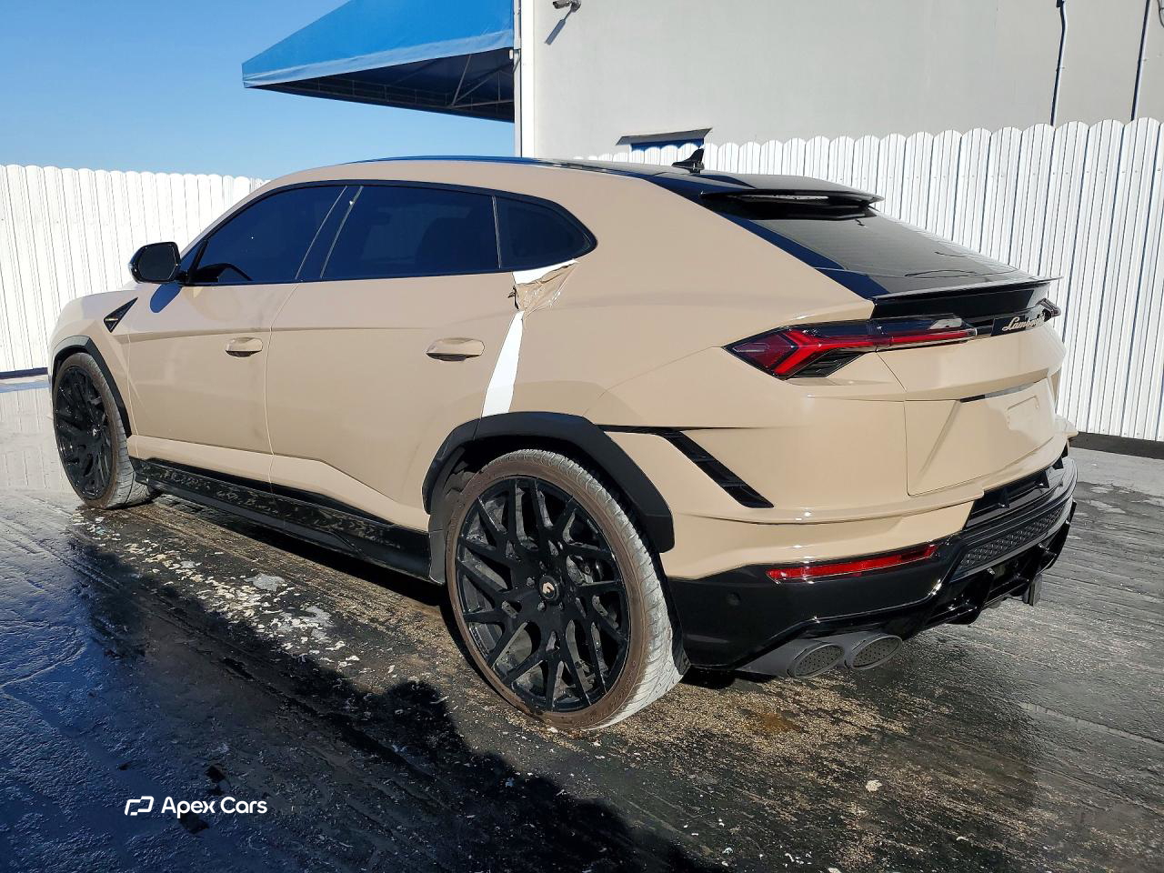 Lamborghini Urus 2024