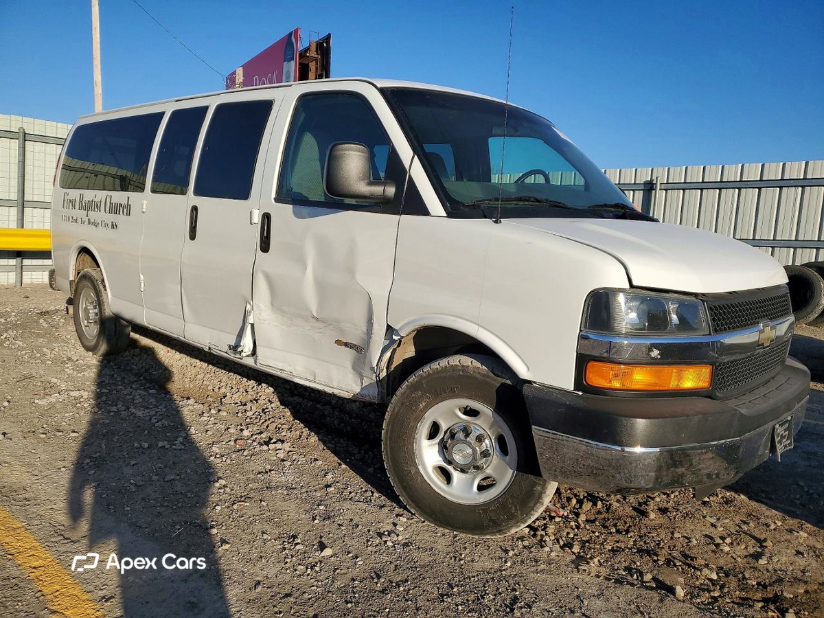 Chevrolet Express 2005