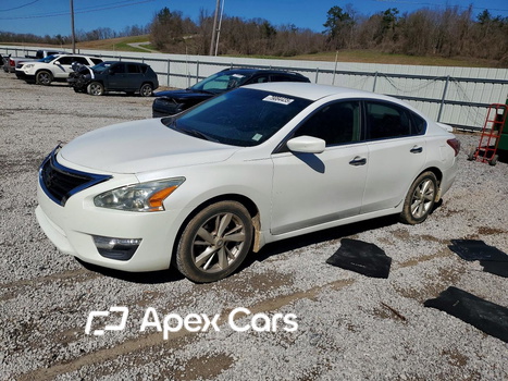 Nissan Altima 2013 - Image 1 of 13