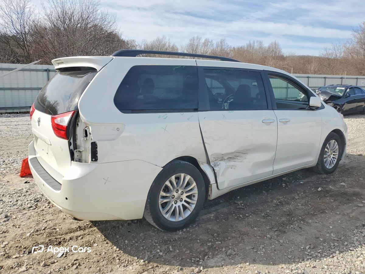Toyota Sienna 2017