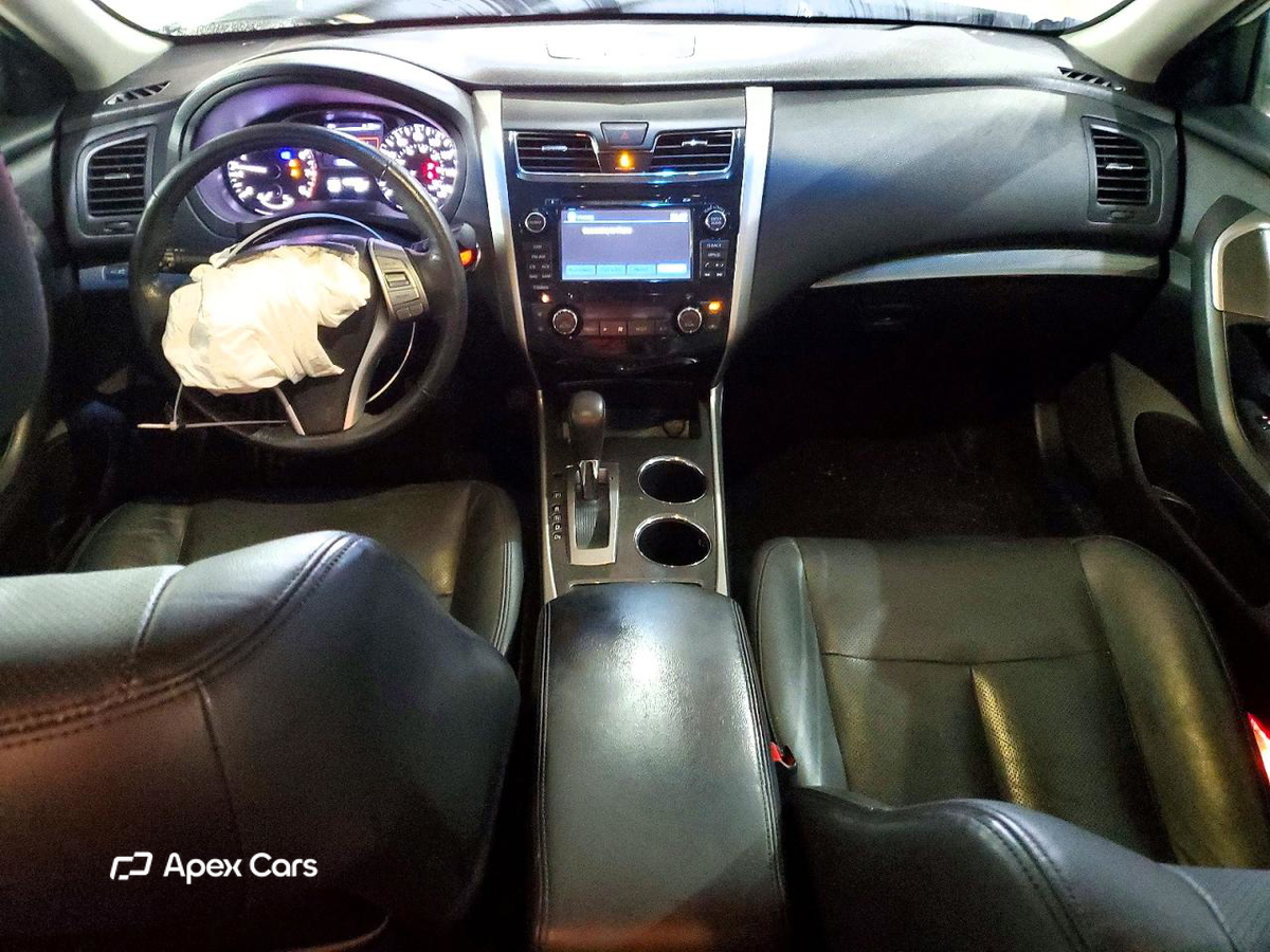 Nissan Altima 2015