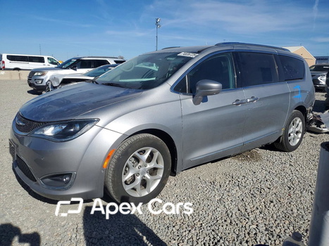 Chrysler Pacifica 2017 - Zdjęcie 1 z 14