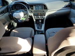 Hyundai Elantra 2019
