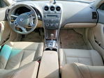 Nissan Altima 2010